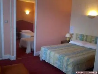 Hotel California Vichy France